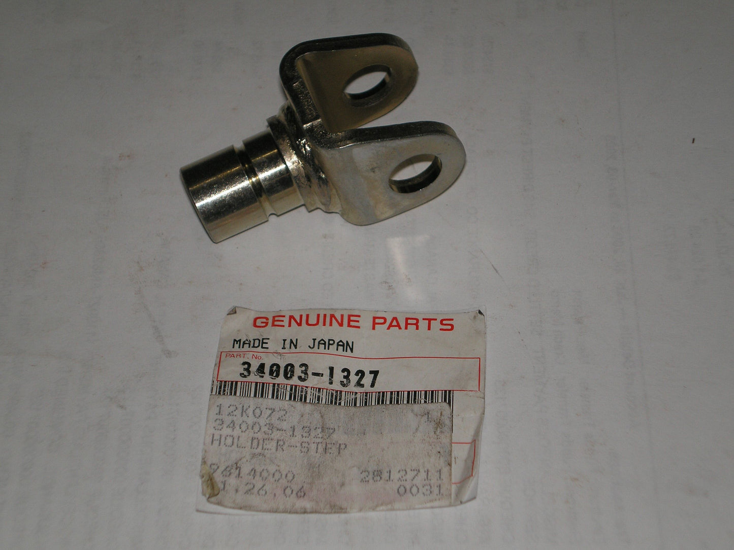 KAWASAKI ZX600 ZX750 ZX900 ZR1100 ZR1200 Foot Peg Step Holder 34003-1327