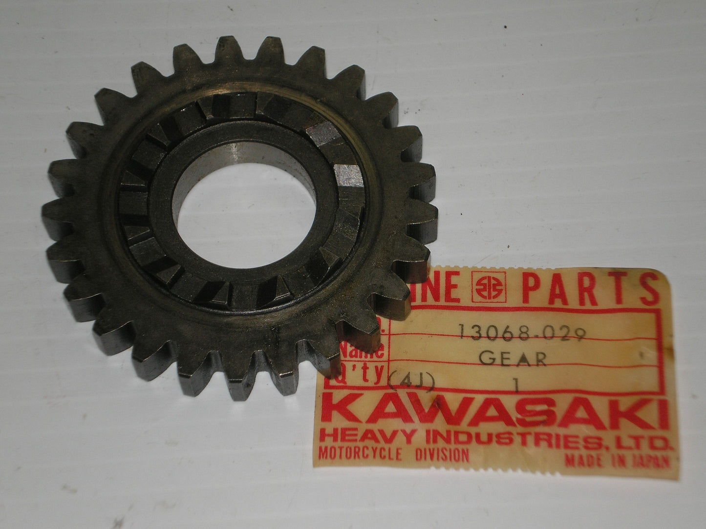 KAWASAKI F12 KX400 KX450 AHRMA Kick Starter Gear 13068-029
