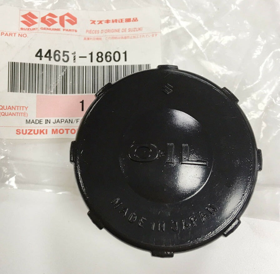 SUZUKI GT250 Factory Oil Tank Cap 44651-18601 / 44651-18600
