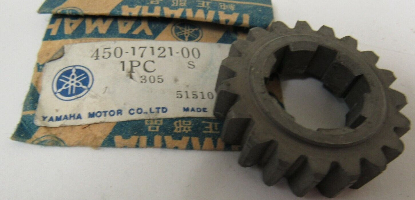 YAMAHA MX250 MX360 MX400 Factory 2nd Pinion Gear 450-17121-00