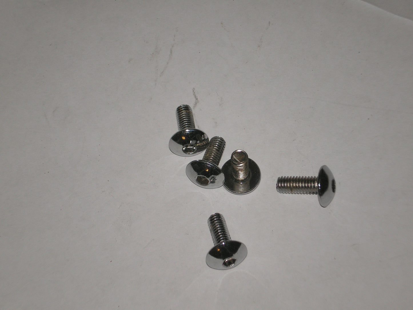Suzuki & Yamaha Chrome Oval Allen Head Fairing & Body Work Mounting Screws Set/5 6 x 16 mm