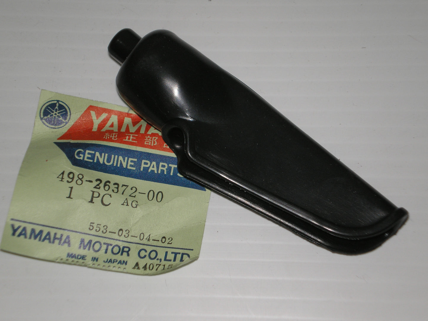 YAMAHA DT RT MX 100 125 175 180 250 400 YZ TTR 80 85 90 Lever Cover 498-26372-00