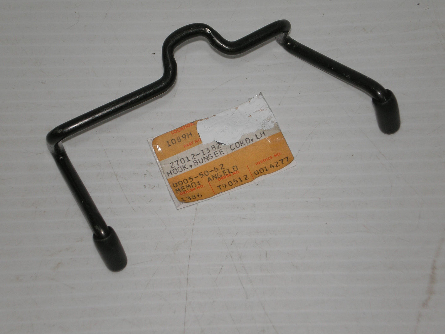 KAWASAKI ZX600 1988-1996 L/H Bungee Cord Hook 27012-1382