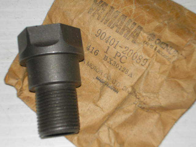 YAMAHA FJ600 FZ600 XJ550 XJ650 XJ900 XS850 XS1100 YX600 Union Bolt 90401-20089