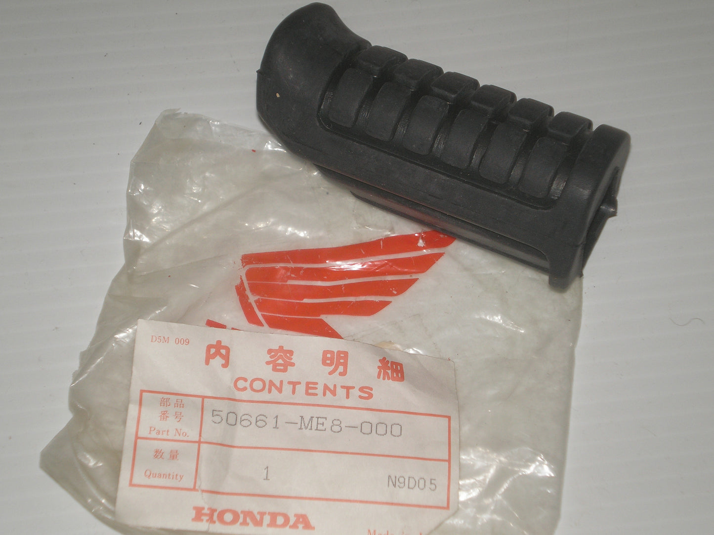 HONDA CX650 VF1100 VT500 Footpeg Rubber 50661-ME8-000