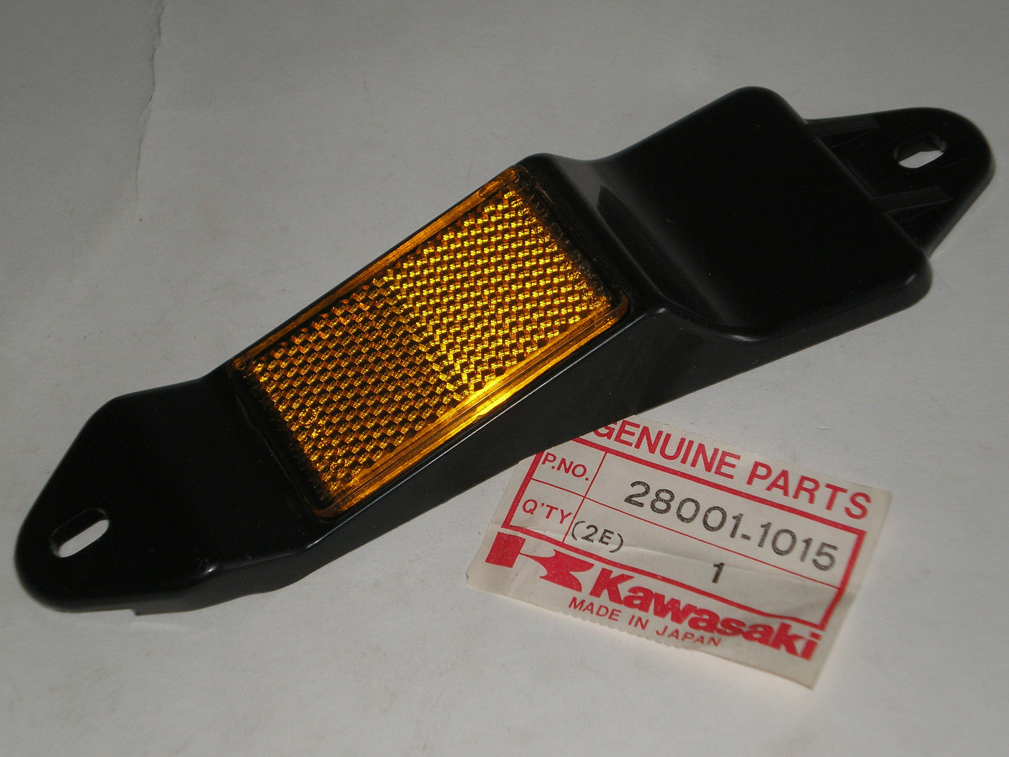 KAWASAKI KZ550 KZ650 KZ750 1980-1983 Front Reflector Assembly 28001-1015