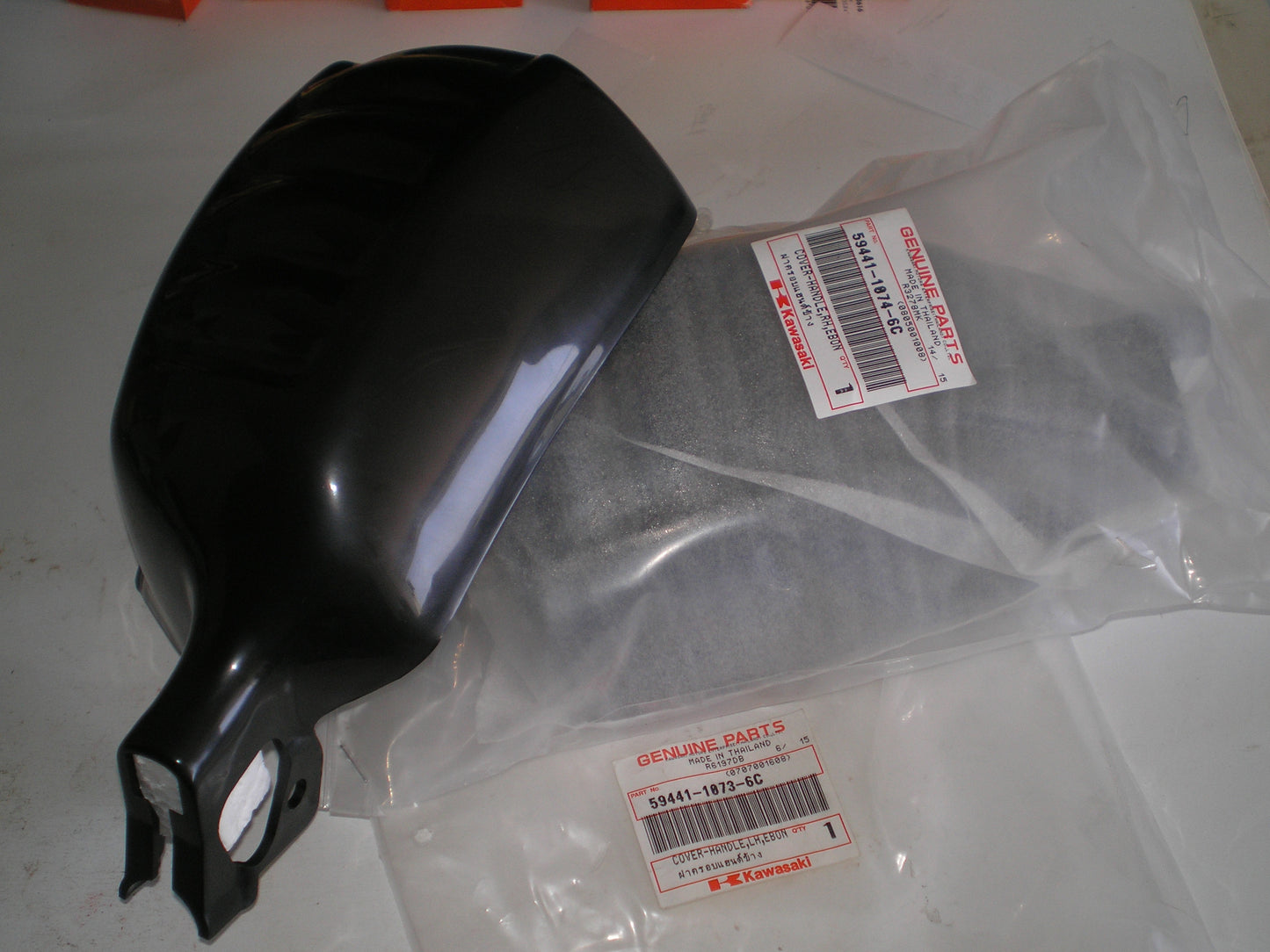 KAWASAKI KLR650 L/H Ebony Handle Cover 59441-1073-6C