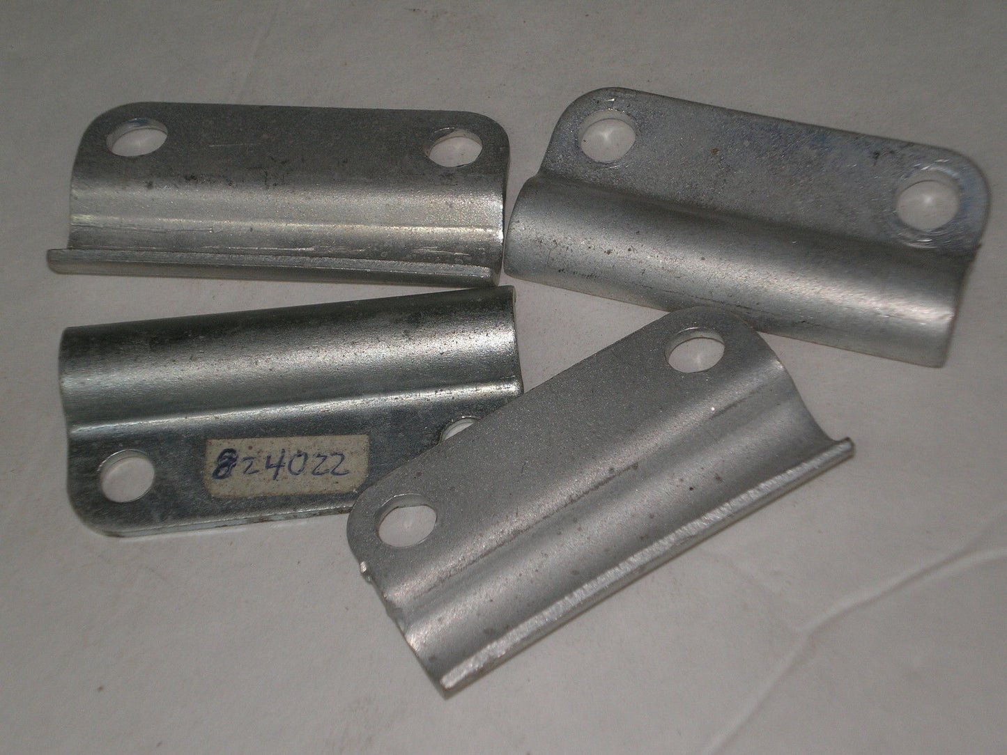 TRIUMPH T120R TR120RV TR6R TR6RV TR6C TR6CV BSA B25 Fender Brackets 974022