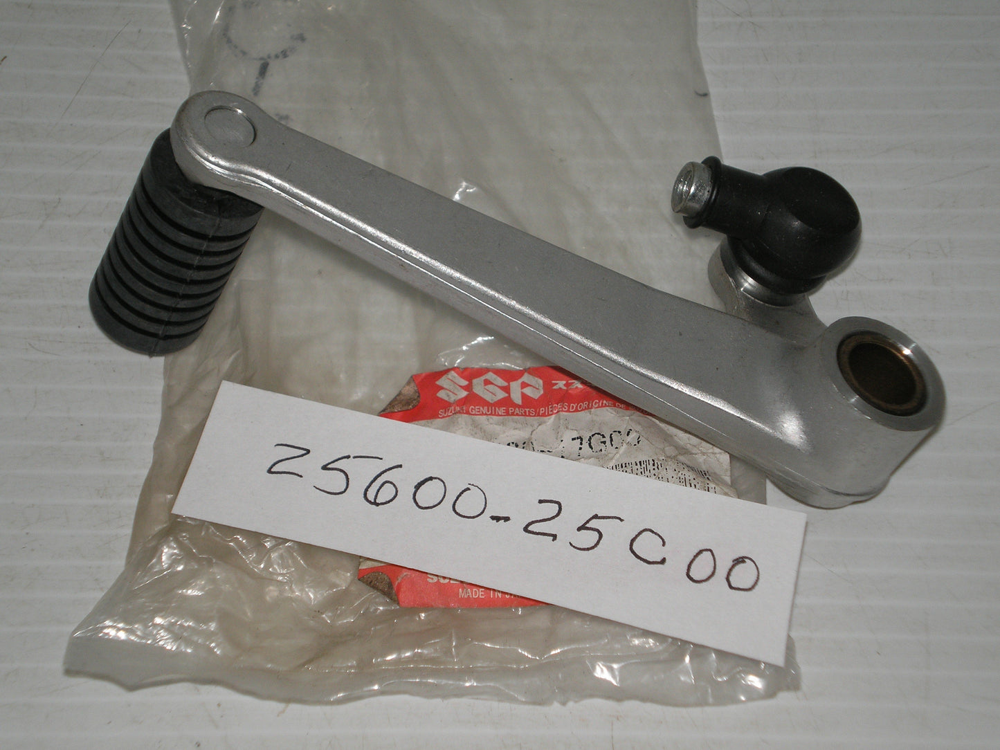SUZUKI LT250 Gear Shifting Lever Assembly 25600-25C00
