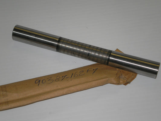 YAMAHA YZ250 YZ490 Swing Arm Pivot Collar 90387-162F7