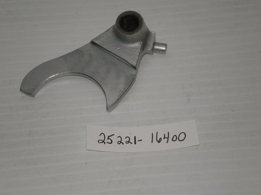 25221-16400