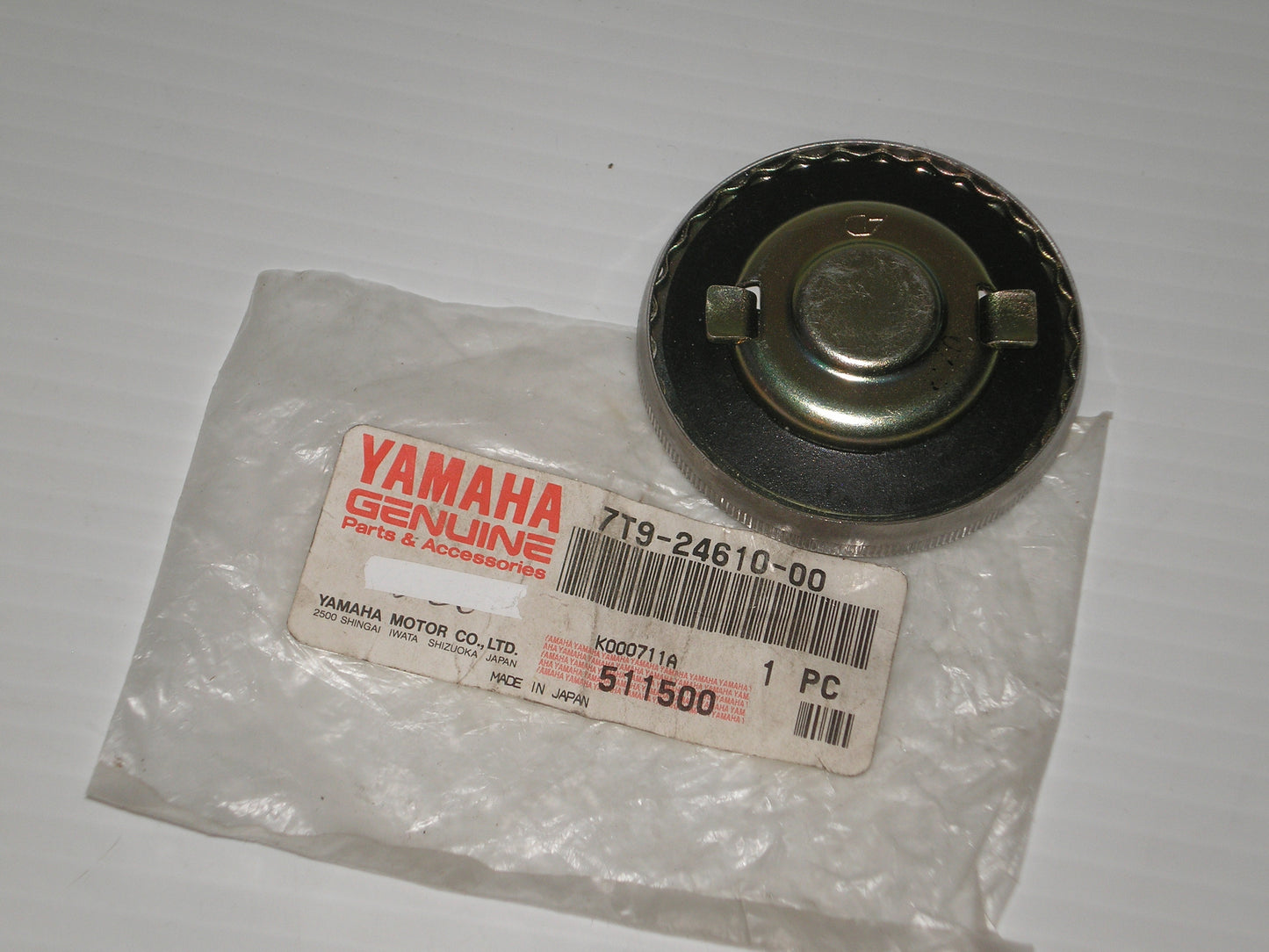 YAMAHA EF 2600 400 6600 MF150S MZ125 YP200 GENERATOR FUEL TANK CAP 7T9-24610-00