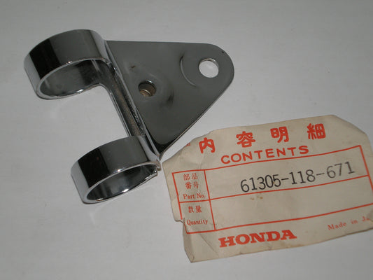 HONDA SL70 Right Hand Head Light Stay 61305-118-671