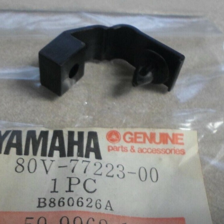 YAMAHA Many Models Factory Windshield Clip 80V-77223-00