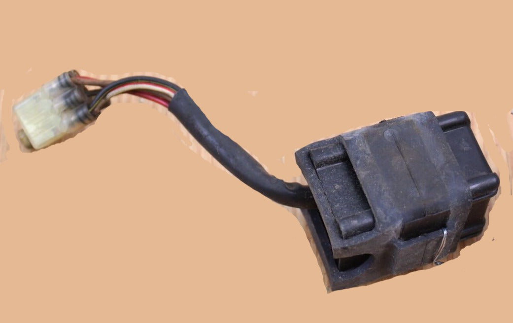 YAMAHA CF300 CS340 EC340 ET340 ET400 VK540 CDI Unit Assembly 81E-85540-M0