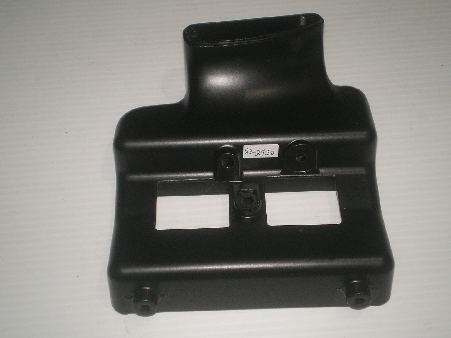 TRIUMPH T120 T140  BSA A65  1971-1972  R/H Inner Airbox Body  83-2750