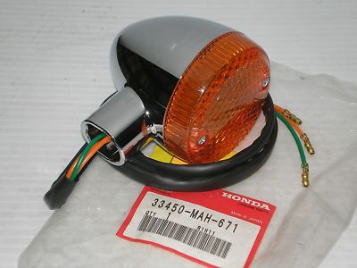 HONDA VT1100 1995-2007 Front L/H Turn Signal 33450-MAH-671