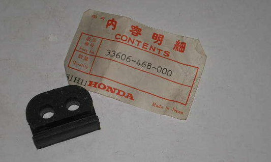 HONDA CM250 Rear Turn Signal Mounting Damper Rubbers 33606-468-000