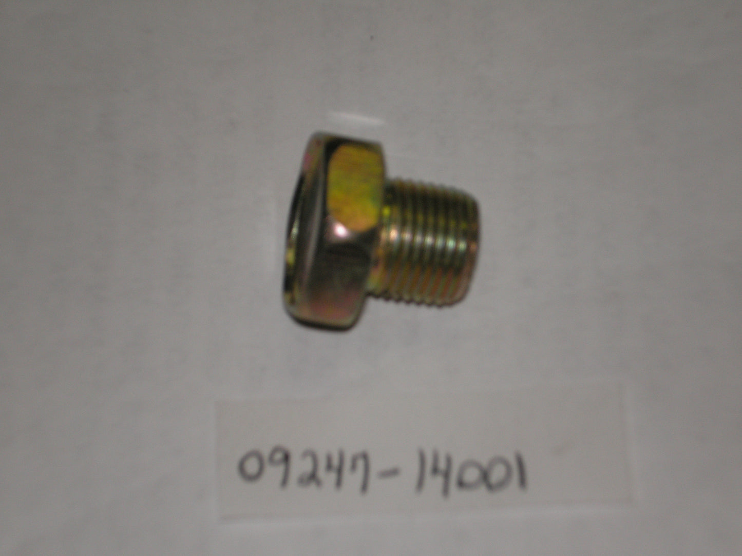 SUZUKI ALT DR GN GR GS GSX GT GV LT RE5 RM RV SP TC T250 T305 T350 TL TM TS Oil Drain Plug 09247-14001 / 09247-14002