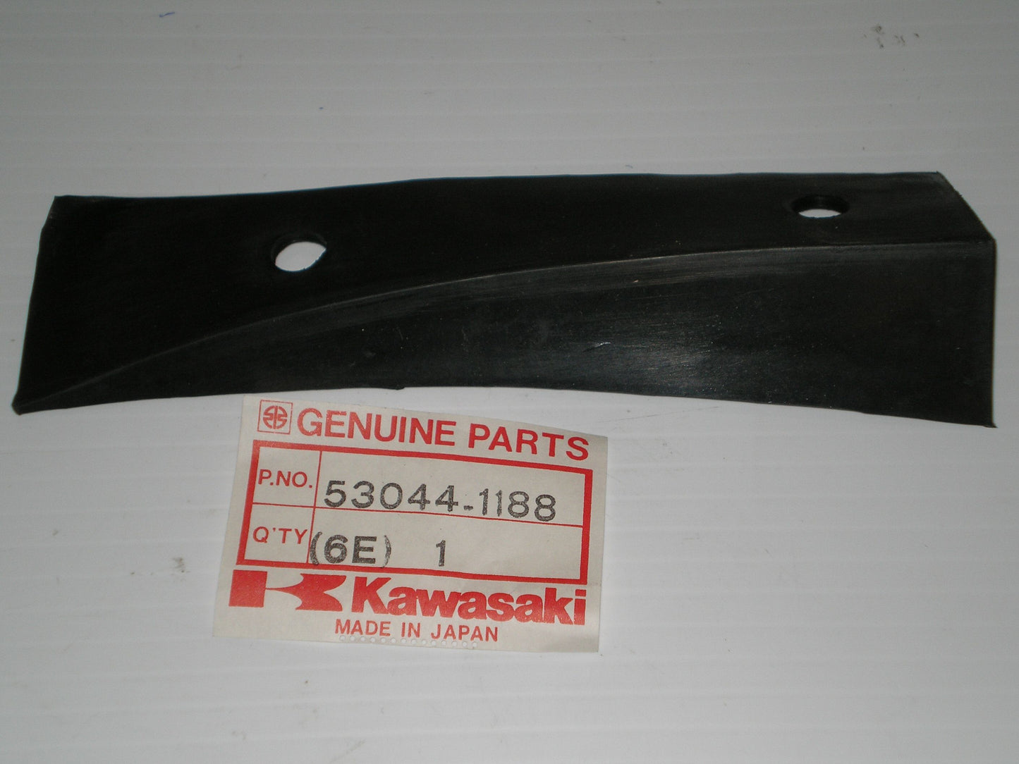 KAWASAKI EX250 Ninja 1986 R/H Main Cowling Trim 53044-1188