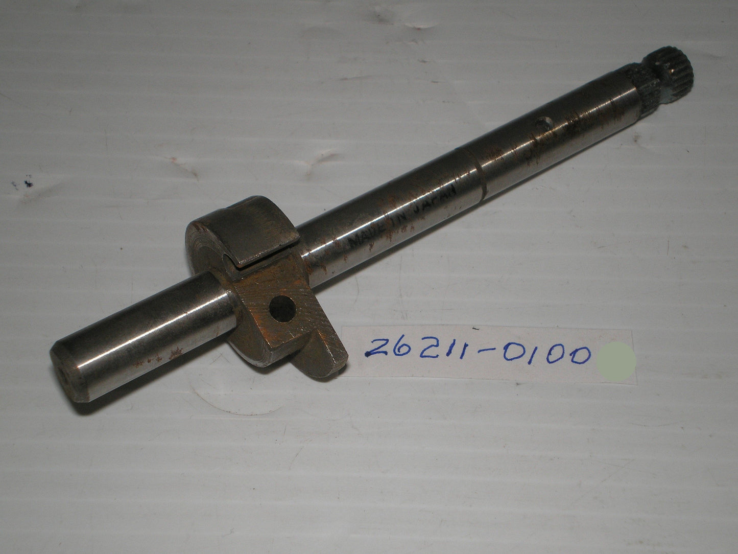 SUZUKI 50M12 50M15 50M15D 55M31 Kick Starter Shaft 26211-01000 / 26211-01001