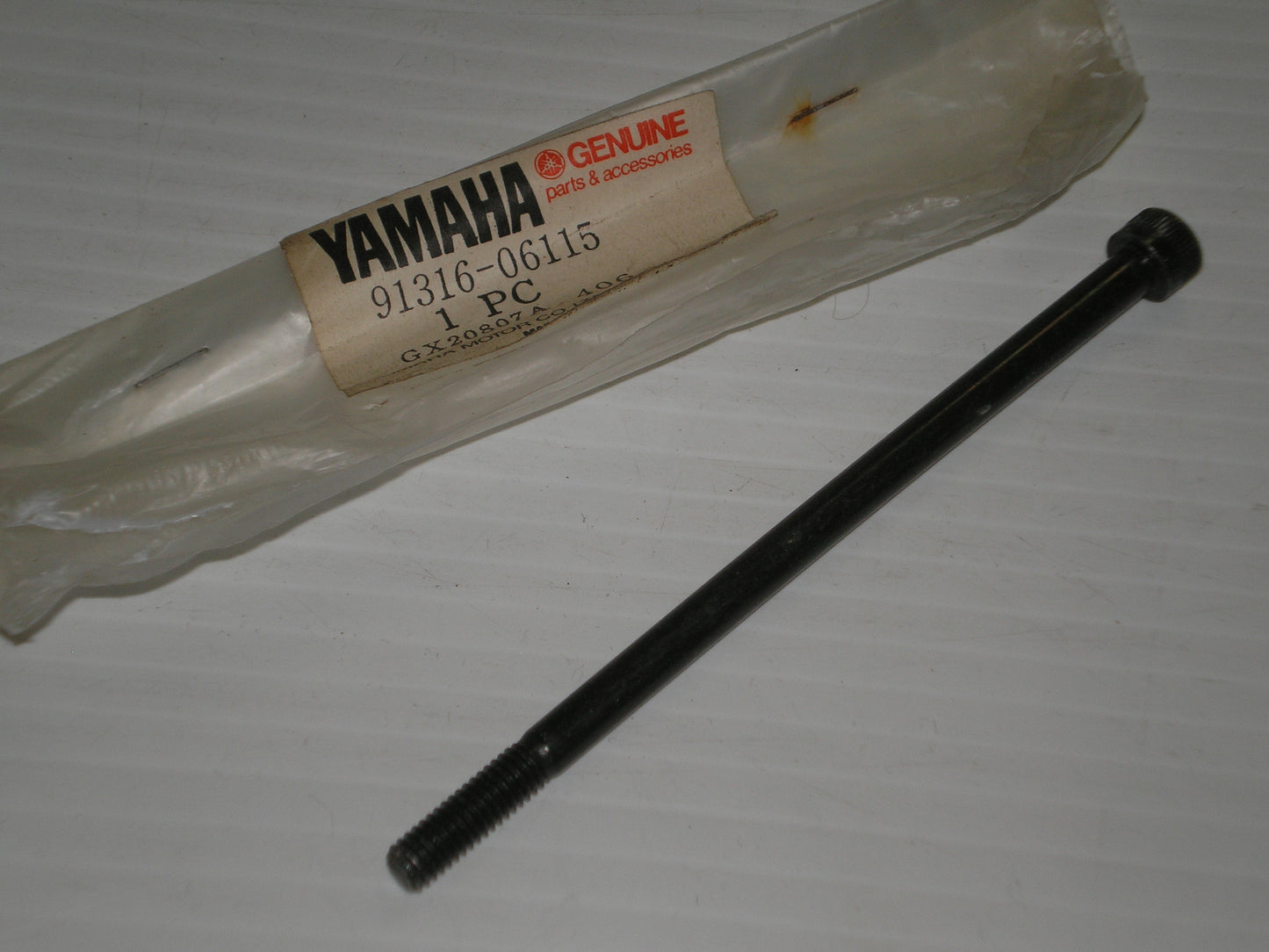 YAMAHA XT600 YFB250 YFM200 YFM250 YTM200 YTM250 Cylinder Head Bolt 91316-06115 / 91317-06115