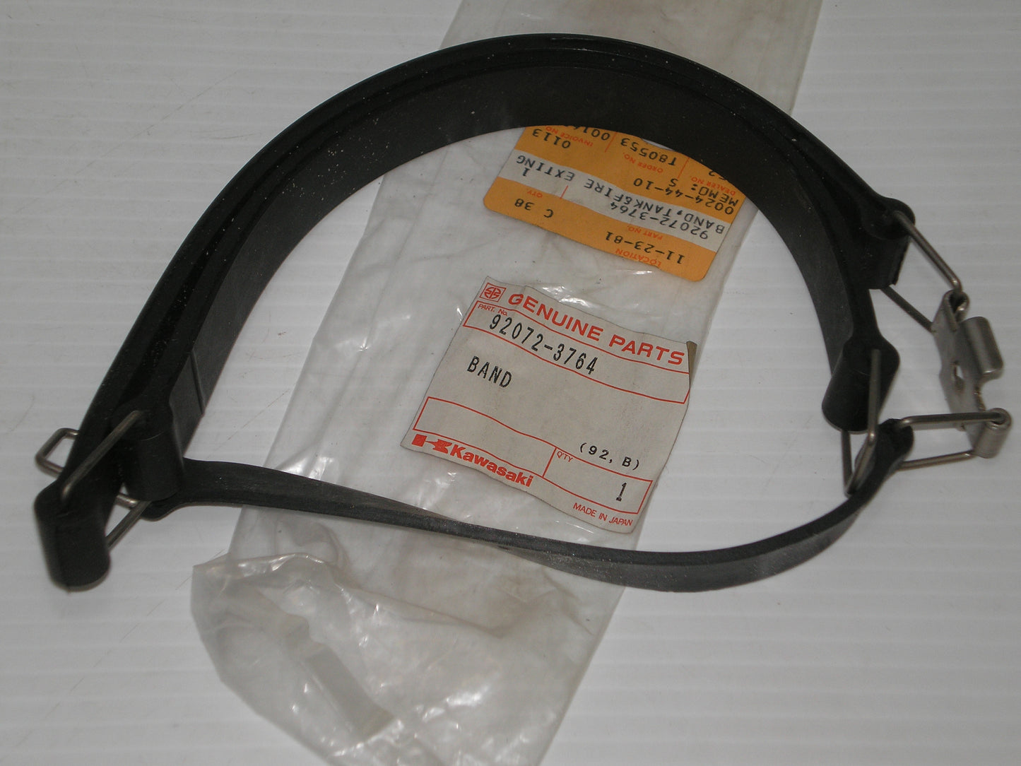KAWASAKI JH750 Tank & Fire Extinguisher Band 92072-3764