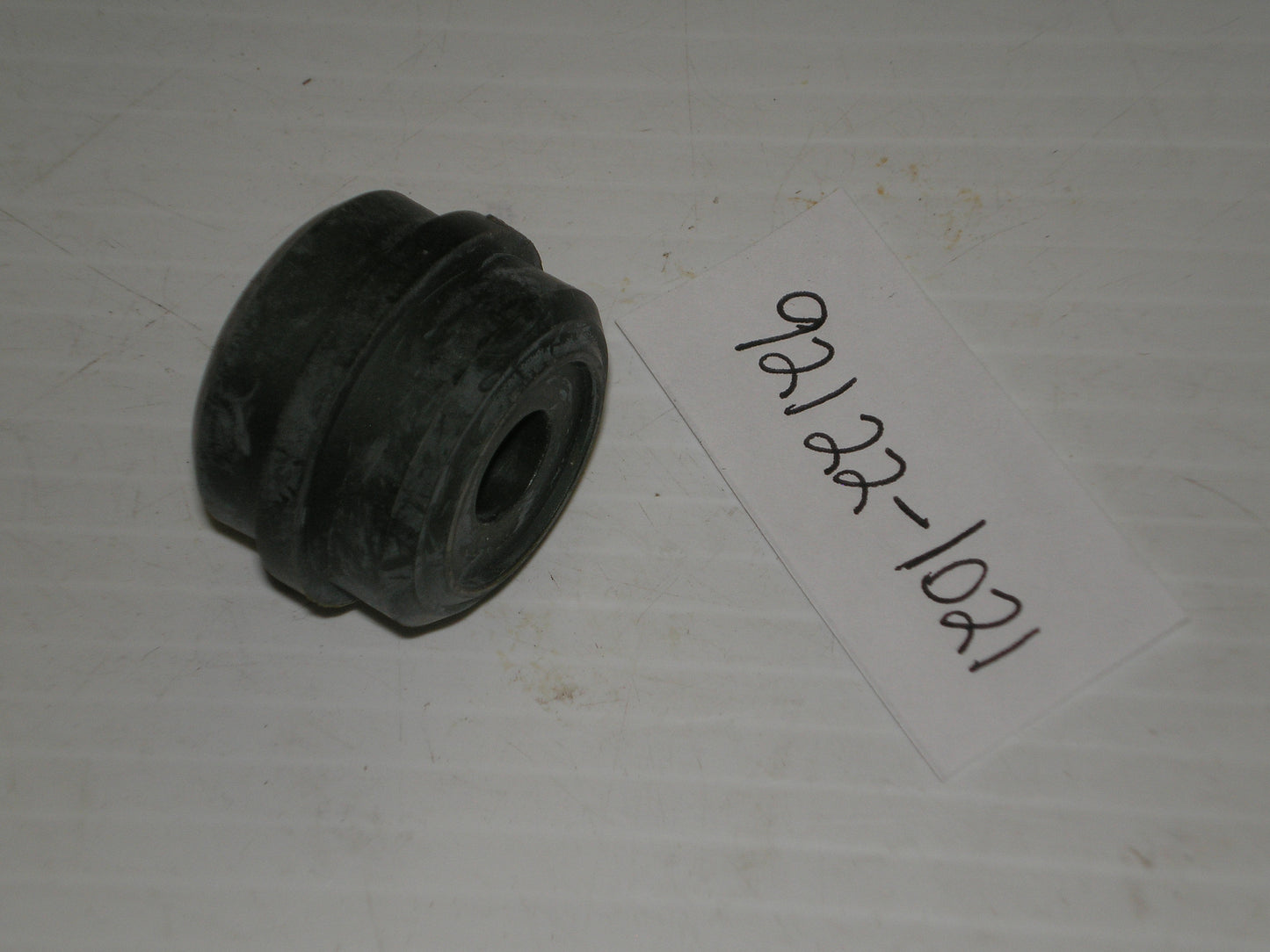 KAWASAKI KDX 200 250 KSF250 KX 125 250 500 KXT250 Chain Guide Roller 92122-1021