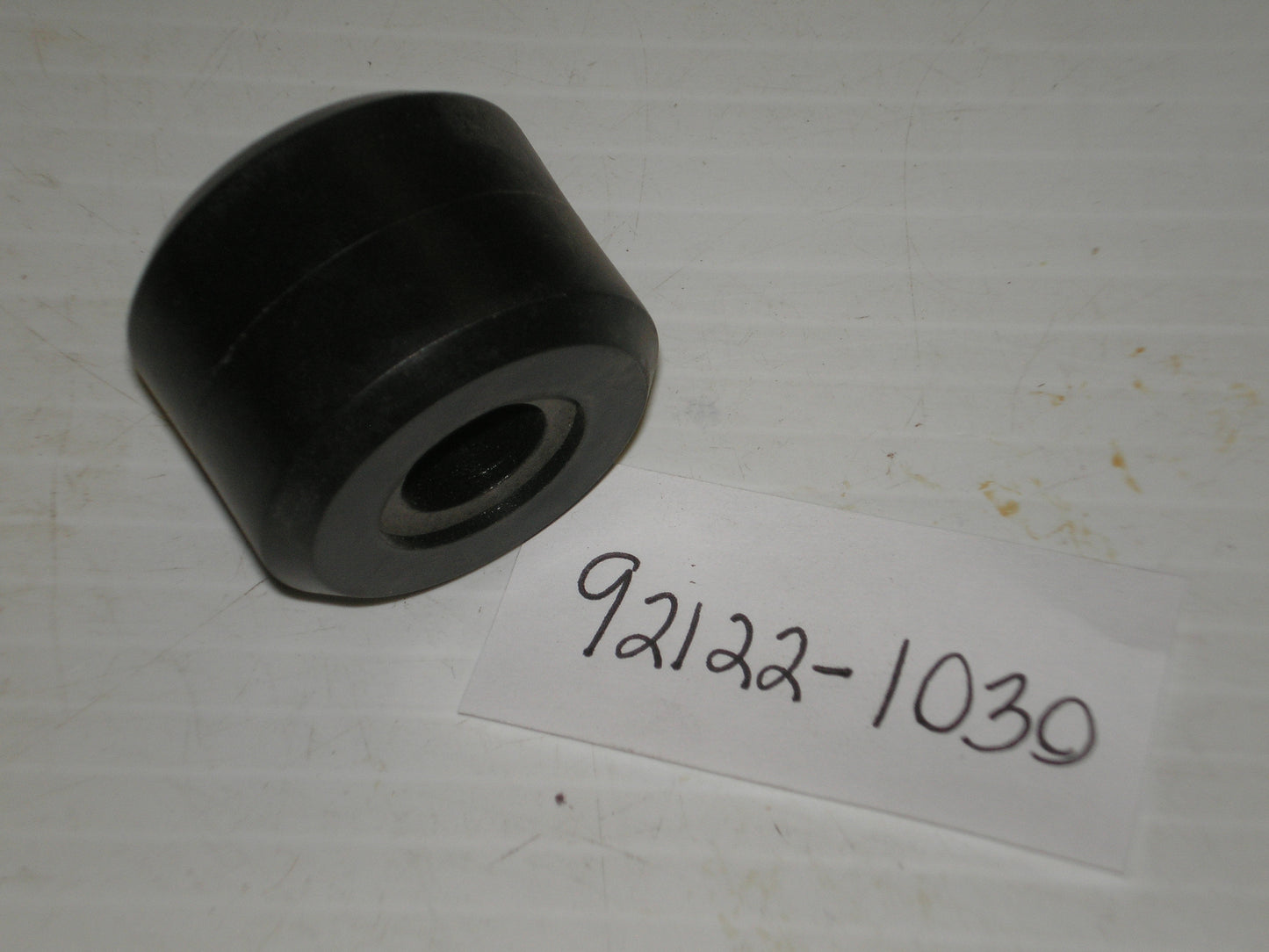 KAWASAKI KX60 KDX80 KX80 Drive Chain Guide Roller 92122-1030