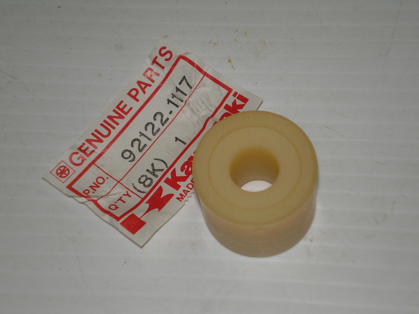 KAWASAKI KX125 KDX200 KXT250 KX250 KX500 Chain Guide Roller 92122-1117