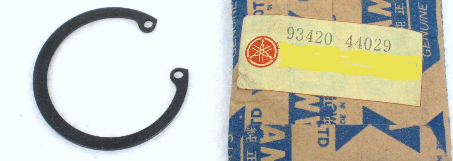 YAMAHA EL EW EX GP GPX GS PR SL SM SR SRX SS SW TL TW Front / Rear Axle Circlip Type R 93420-44029