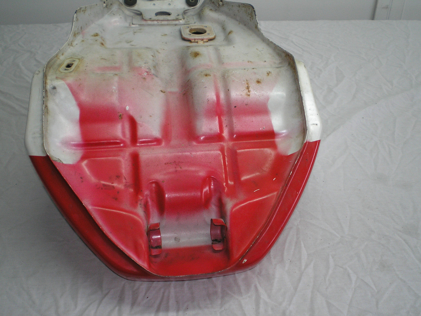 KAWASAKI ZX6 ZX600 1985 Fuel / Gas Tank ( NO PETCOCK OR GAS GAUGE )