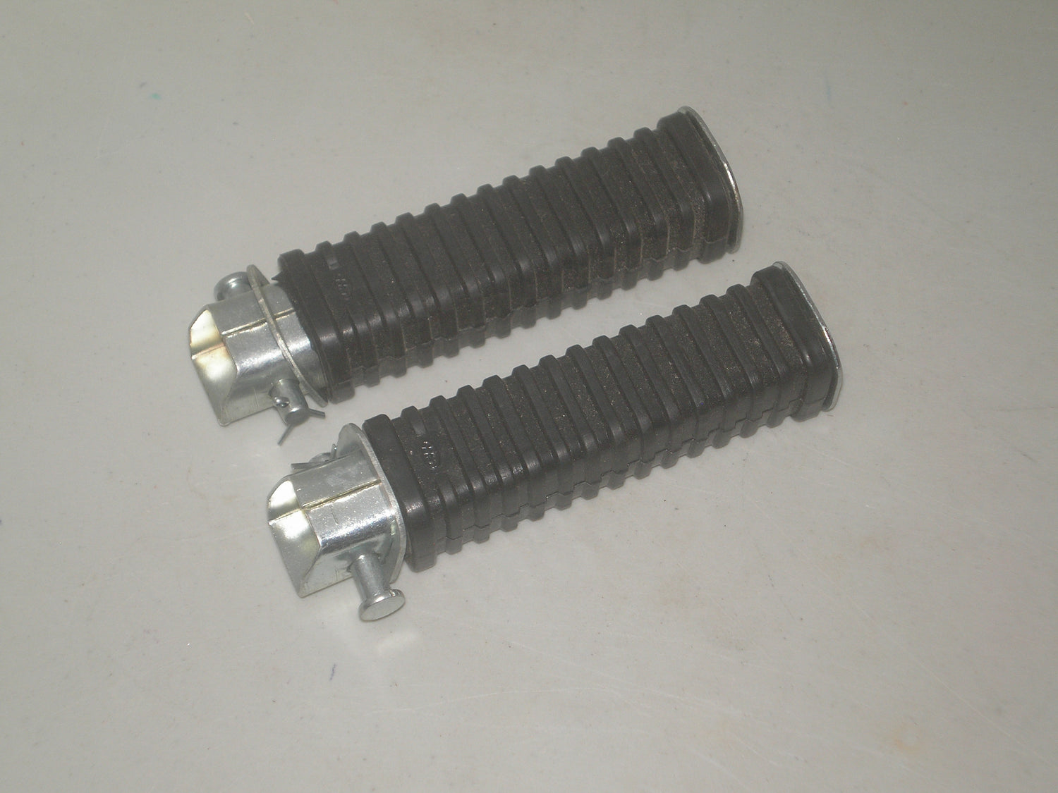 Honda Footrests / Pedals / Pegs / Rubbers