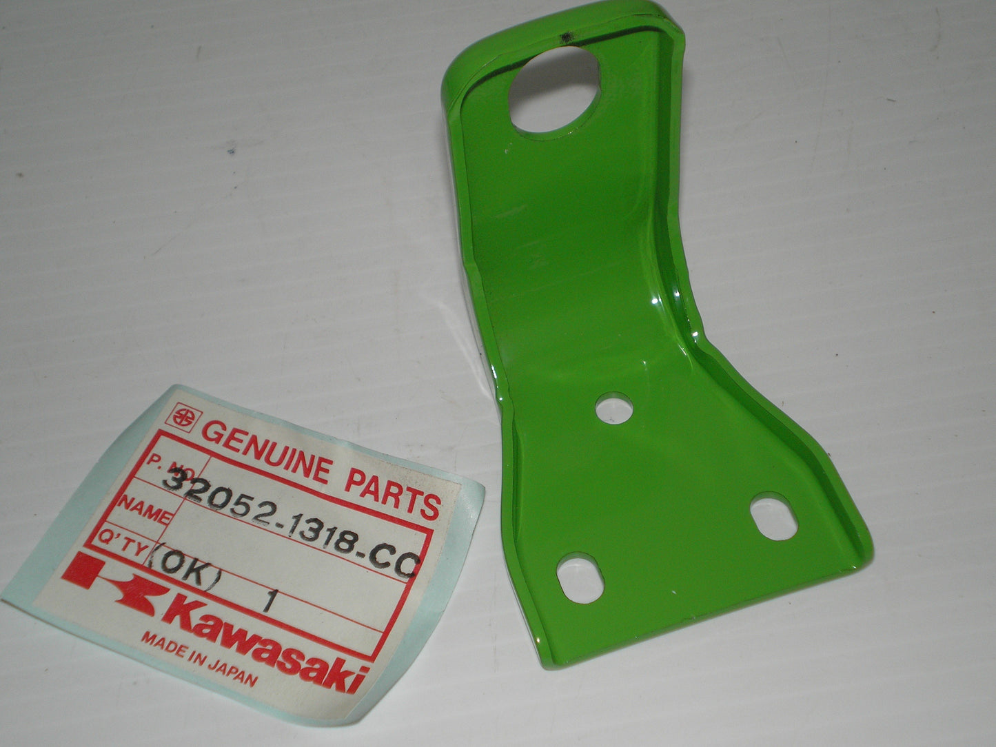KAWASAKI KDX250 Rear Gas Tank Bracket 32052-1318 / 32052-1318-CC
