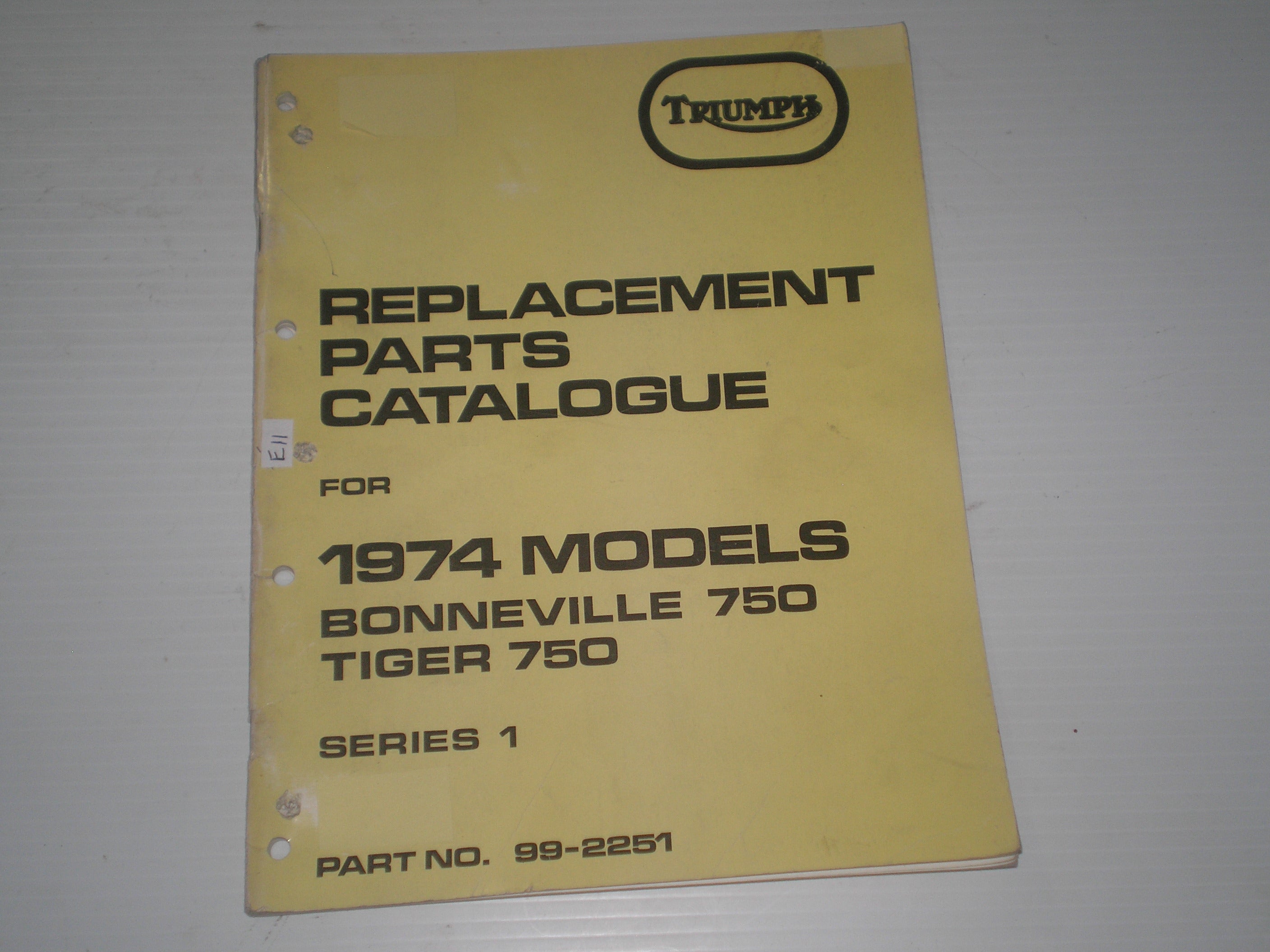 TRIUMPH Bonneville T140 & Tiger TR7 1974 Parts Catalogue 992251 E11