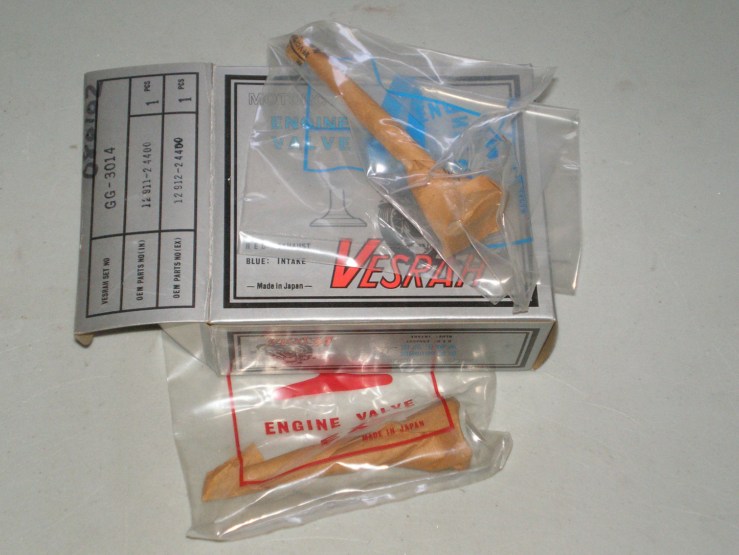 YAMAHA BW SR TT TTR TW XT YFB YFM YFU YTM Vesrah Intake & Exhaust Valve Set 5H0-12111-02 / 5H0-12121-01