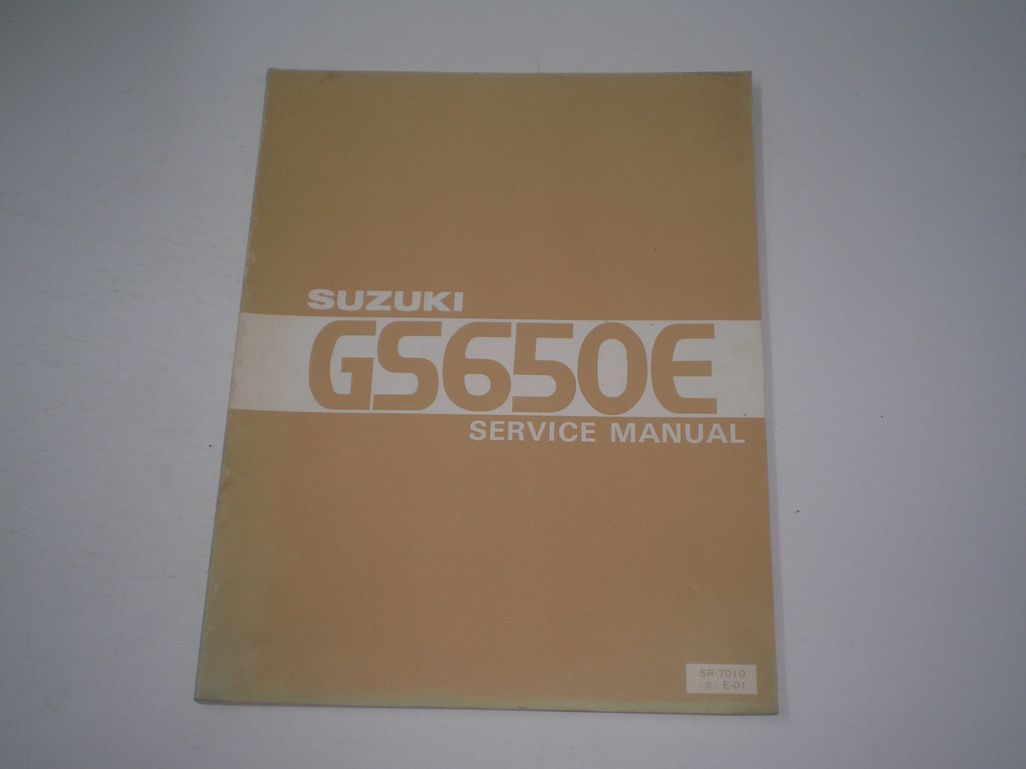 SUZUKI GS650E  1982  Service Manual  SR-7010 E-01  #1940
