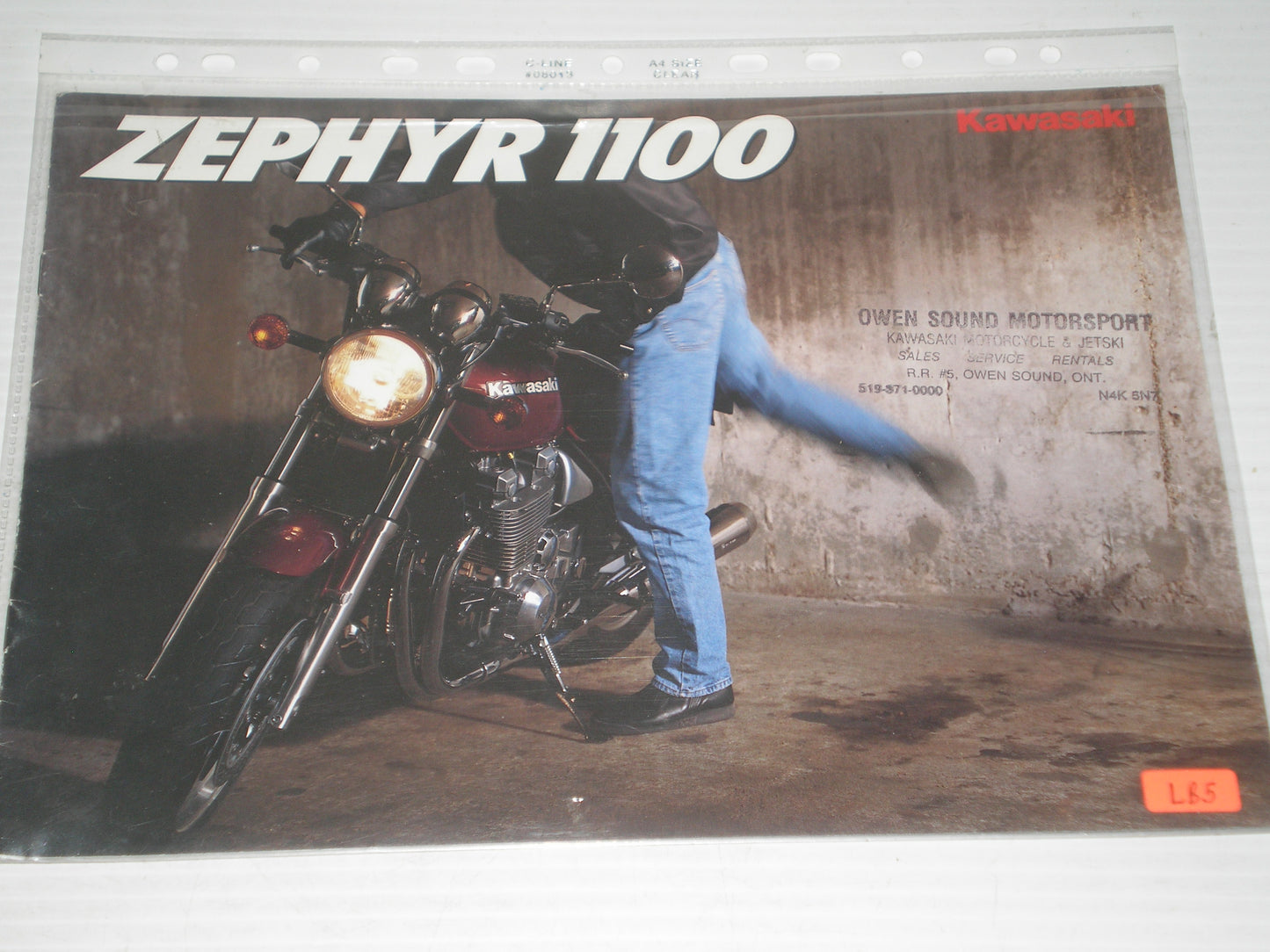 KAWASAKI ZEPHYR 1100 MOTORCYCLE SALES BROCHURE LB5