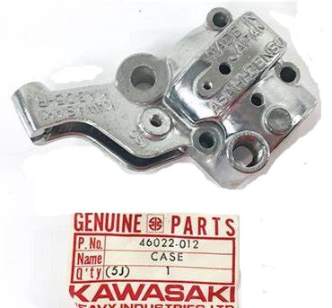KAWASAKI C2 F4 G3 KV75 MT1 W2 R/H Lower Switch Case 46022-012