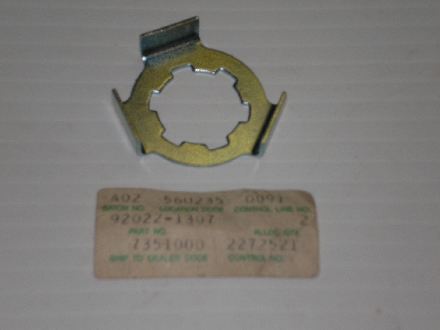 KAWASAKI KZ305 1982 Drive Sprocket Claw Washer 92022-1307