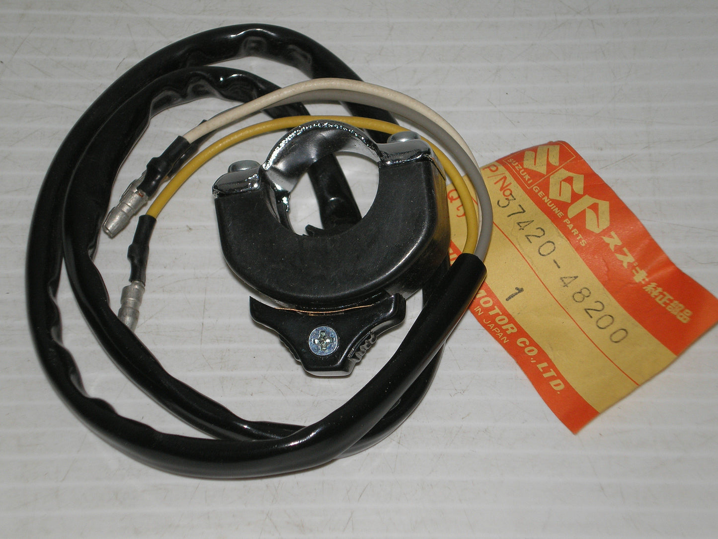 SUZUKI DR370 DR400 DS100 DS125 DS185 DS250 PE175 PE250 PE400 RS175 RS250 Switch 37420-48201