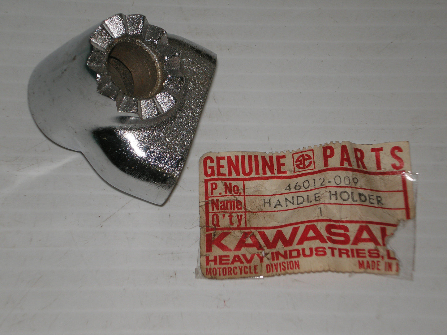 KAWASAKI KV75 MT1 1971-1980 Handlebar Holder 46012-009