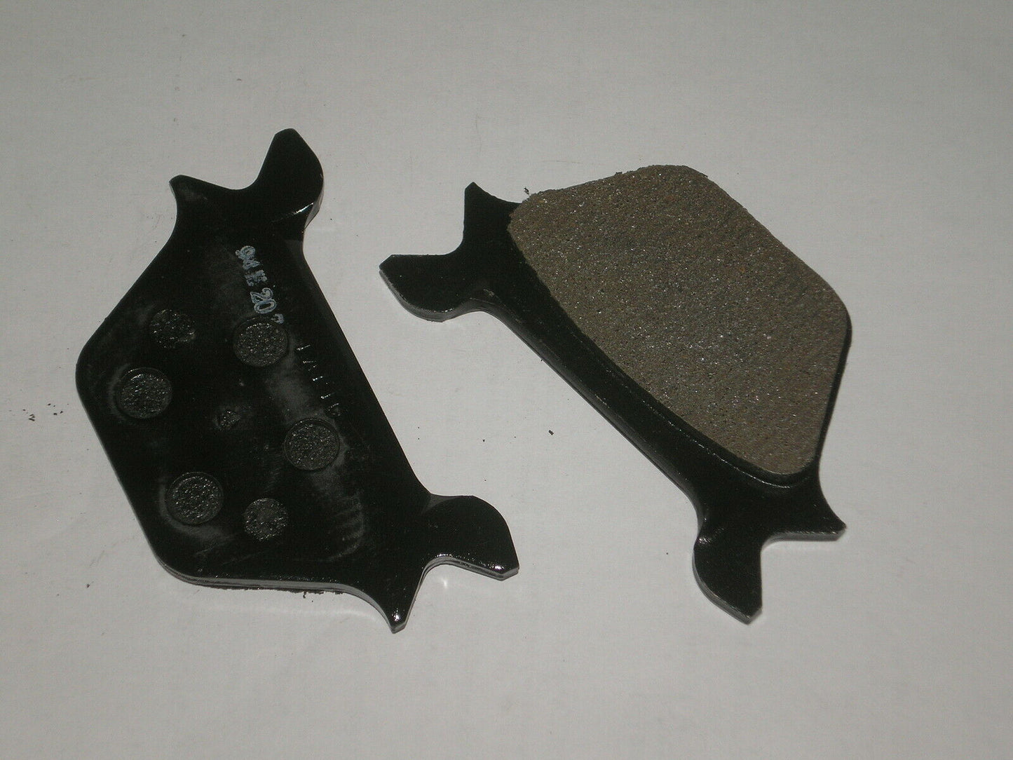 Harley Davidson 1987 on FLHT FLHTC FLST XLH 883 1100 1200 FXRP Brake Pad
