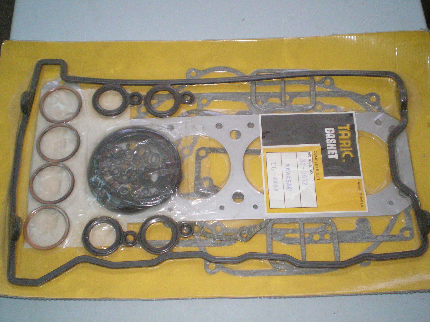 KAWASAKI ZL900 ZX900 GPz900 Complete Engine Gasket Set Taric # TG-4008