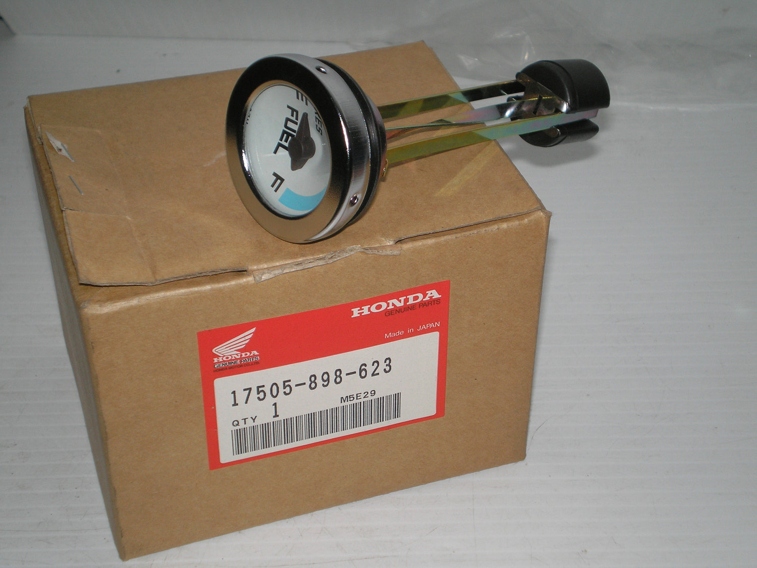 Honda Air Intake - Air Box / Air Filter / Fuel Filter / Gas Cap / Etc.