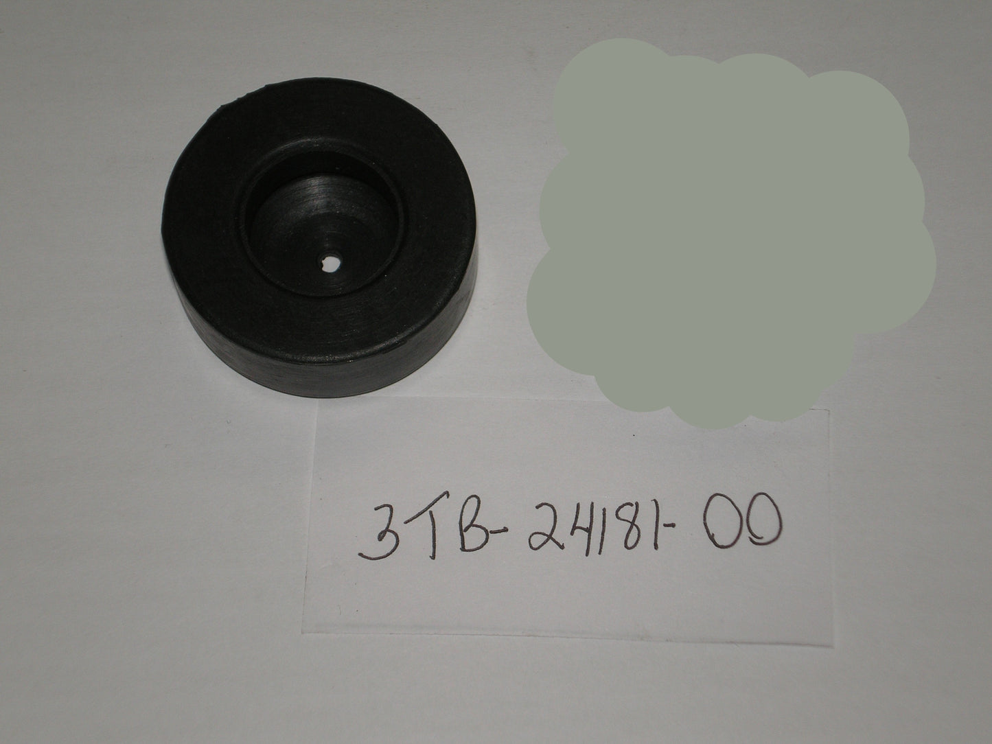 YAMAHA XT600 Fuel Tank Locating Damper 3TB-24181-00