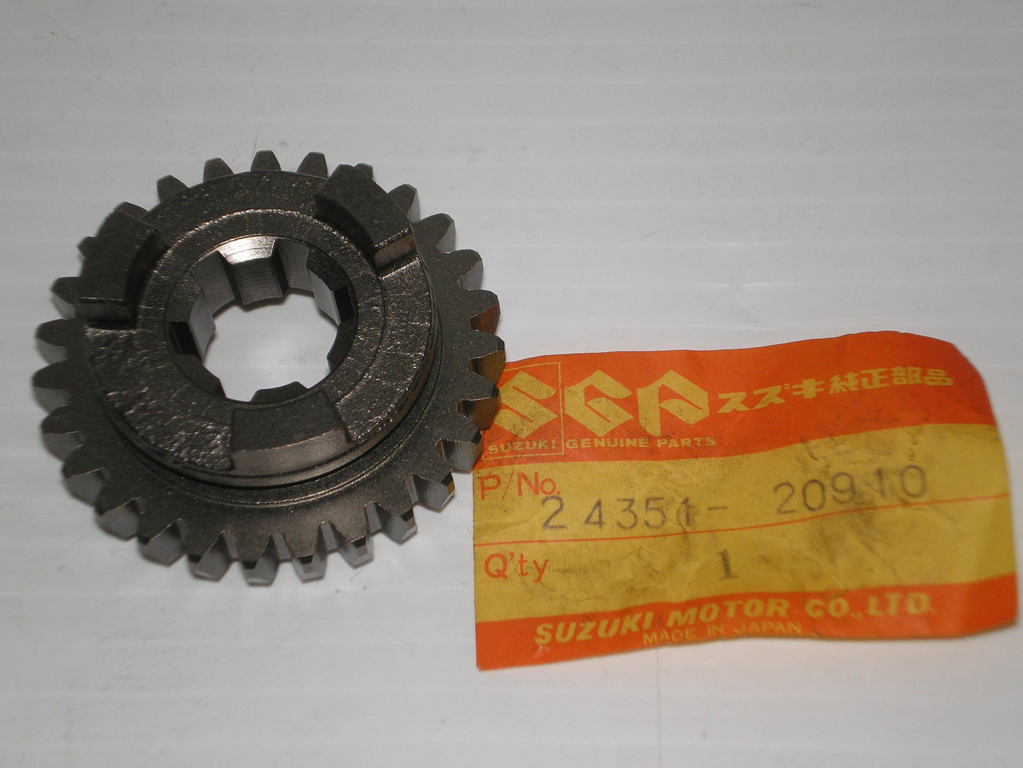 SUZUKI RM80 AHRMA Transmission 5th Driven Gear 27T 24351-20910