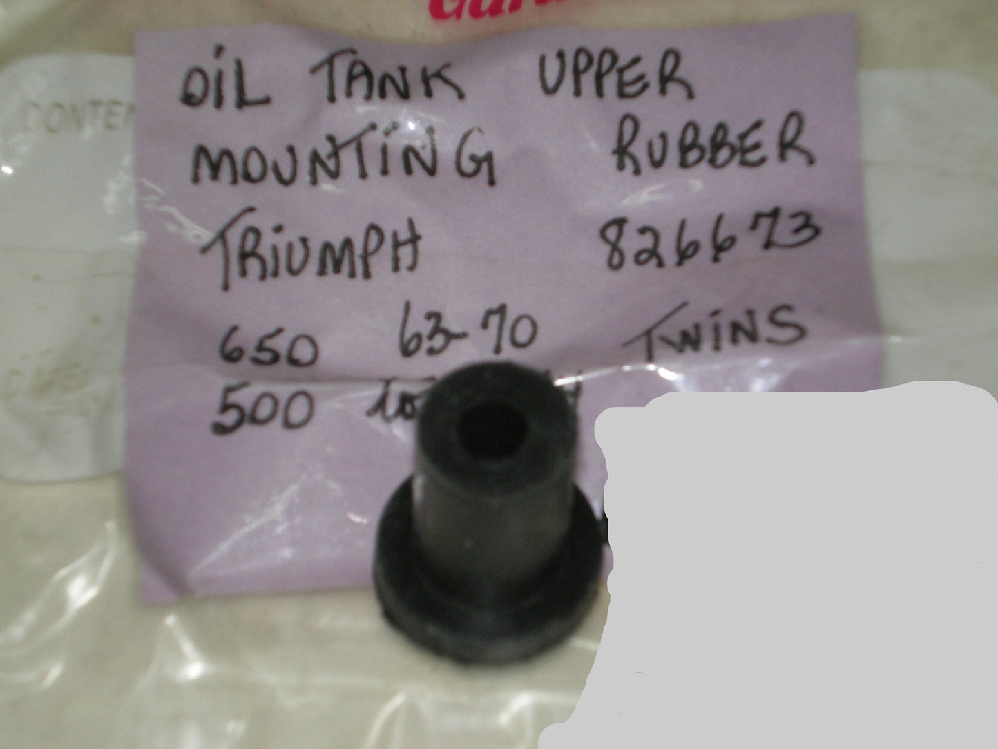 TRIUMPH BSA Twins & Tripple Oil Tank & Battery Holder Rubber Damper 826673 / 82-6673 / 688367 / 68-8367