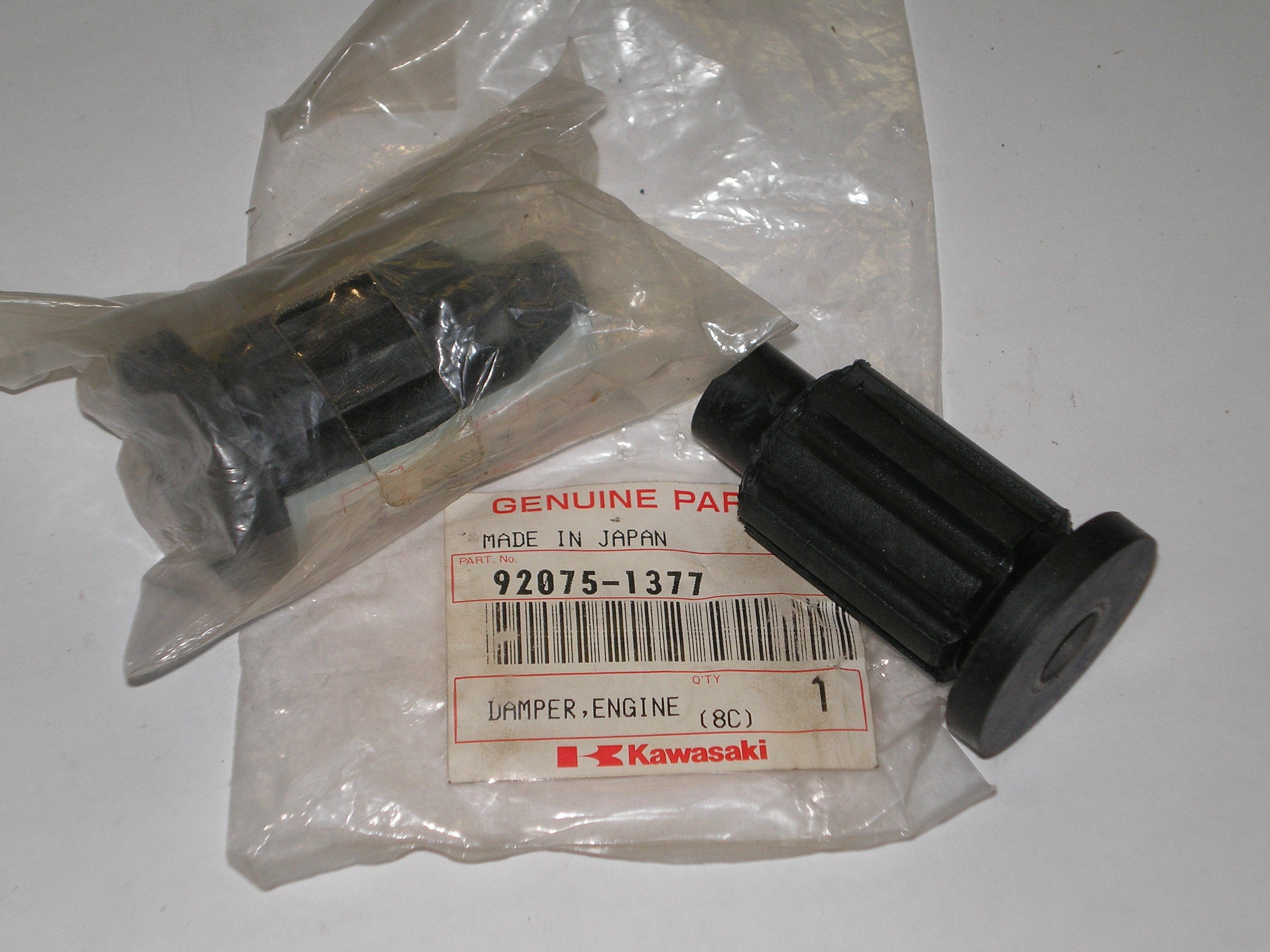 KAWASAKI KZ 550 700 750 ZL 900 1000 ZN700 ZX 550 600 750 Engine