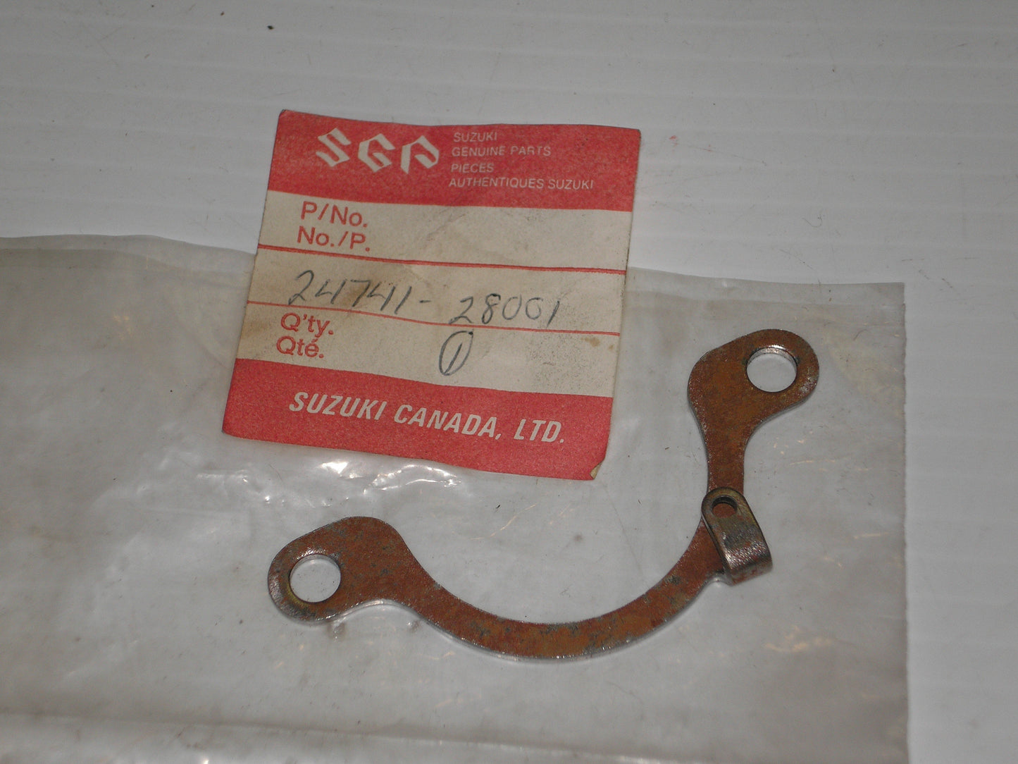 SUZUKI DS185 GT185 RM RV125 TC125 TC185 TM TS125 TS185 Retainer 24741-28001